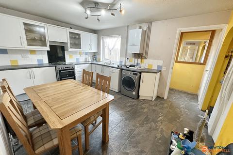 3 bedroom terraced house for sale, Lessingham, Orton Brimbles, Peterborough, PE2