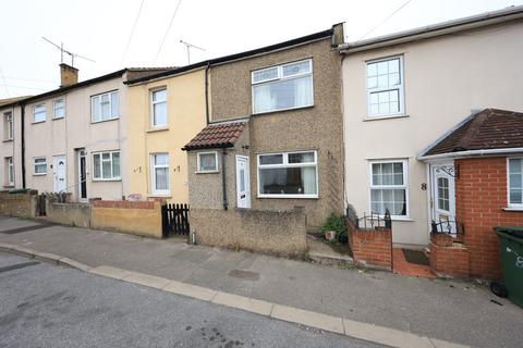 2 bedroom terraced house for sale, Gipsy Lane, Grays