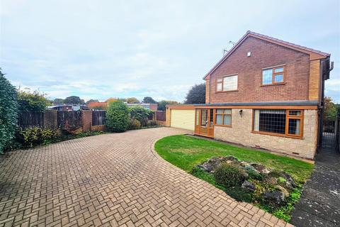 undefined, Cedars Avenue, Wombourne, Wolverhampton