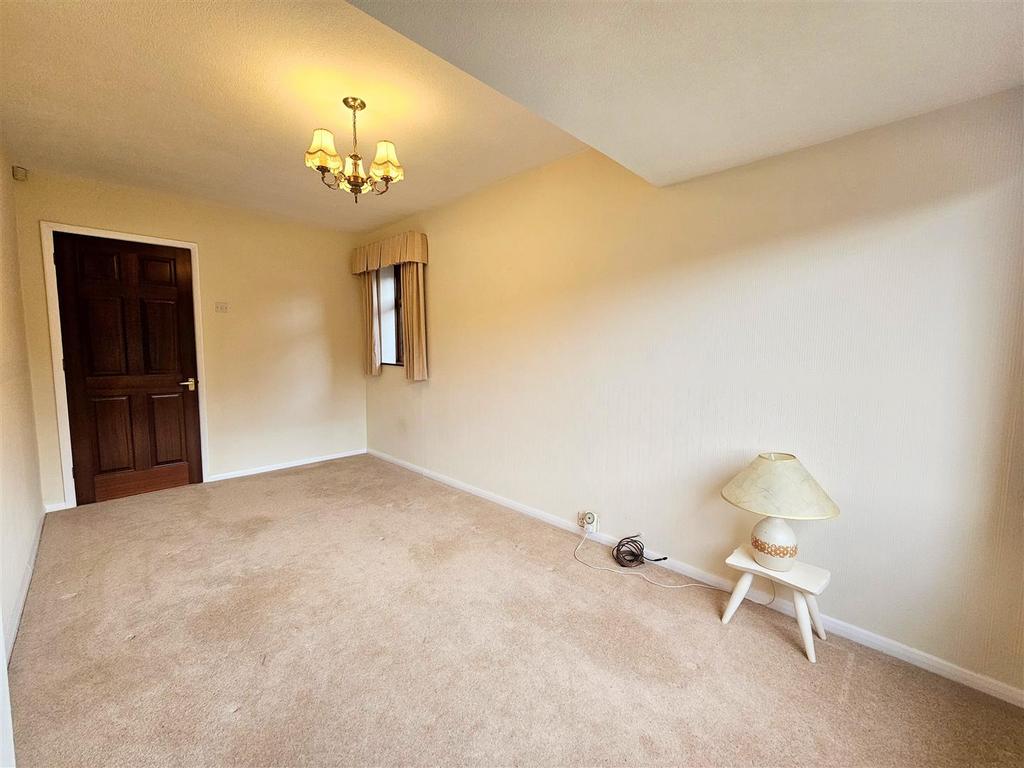 27 Cedar Avenue  6