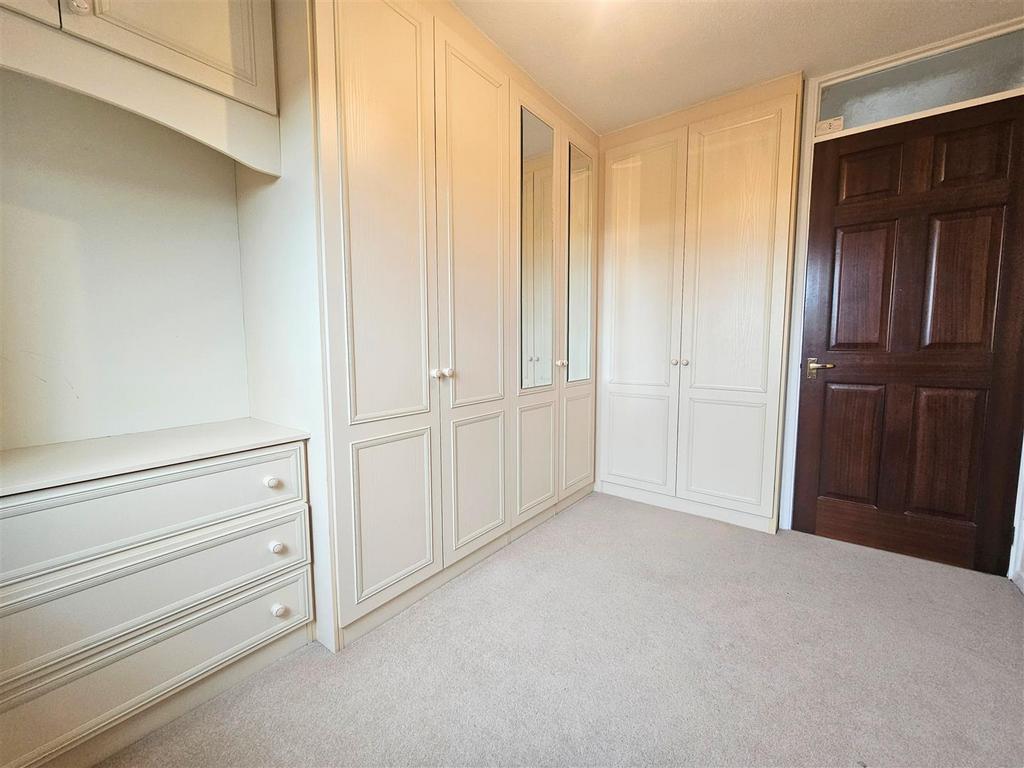 27 Cedar Avenue  8