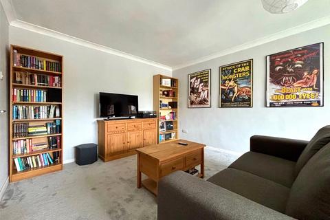 undefined, Belworth Court, Cheltenham, Gloucestershire