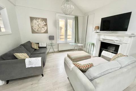 3 bedroom flat to rent, Kent Place, Ramsgate, Kent, CT11