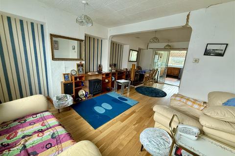 2 bedroom semi-detached house for sale, Mill Hill Road, Cowes