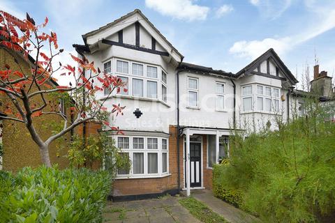 3 bedroom end of terrace house for sale, Milton Road, Mill Hill, London, NW7