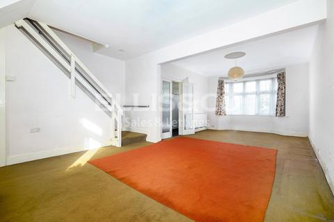 3 bedroom end of terrace house for sale, Milton Road, Mill Hill, London, NW7
