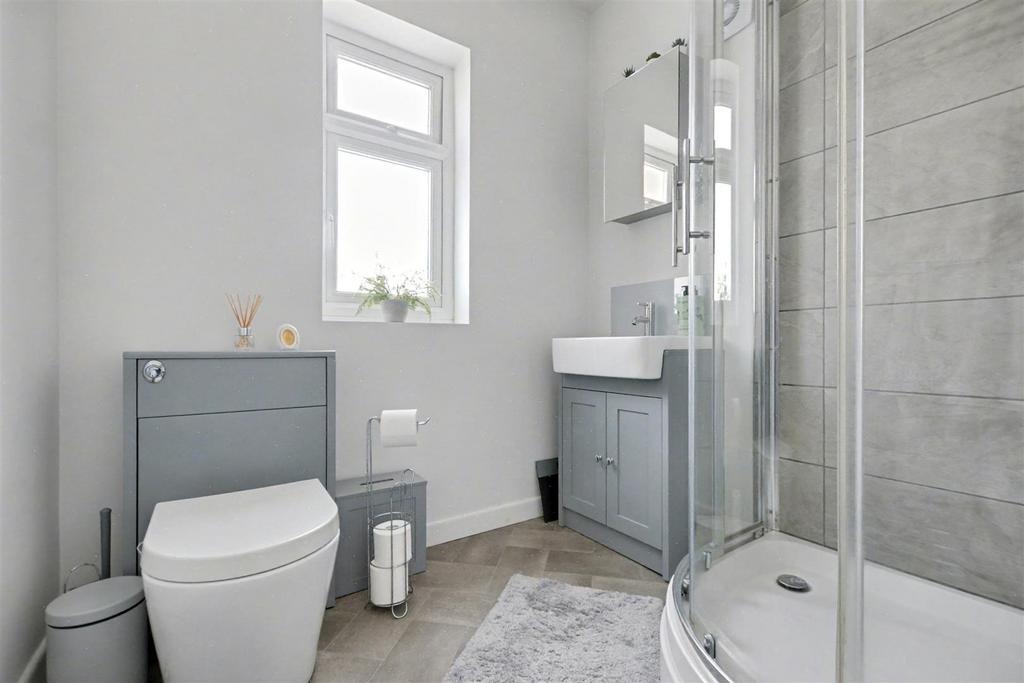 Bathroom.jpeg