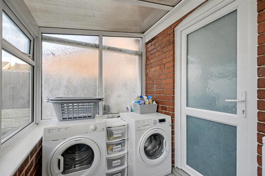 Utility Room 2.jpeg