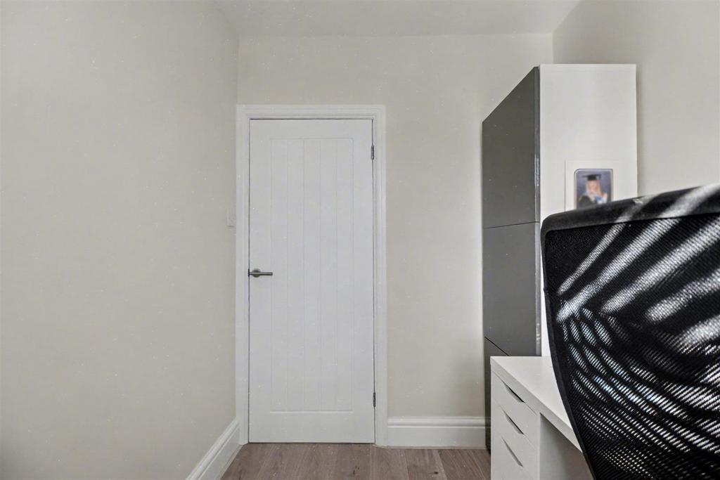 Bedroom 3 2.jpeg