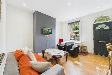 4 bedroom terraced house for sale, Pennington Street, Woodhouse, Leeds