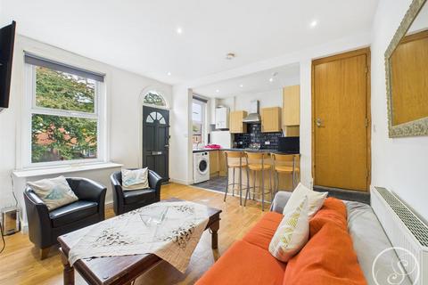 4 bedroom terraced house for sale, Pennington Street, Woodhouse, Leeds