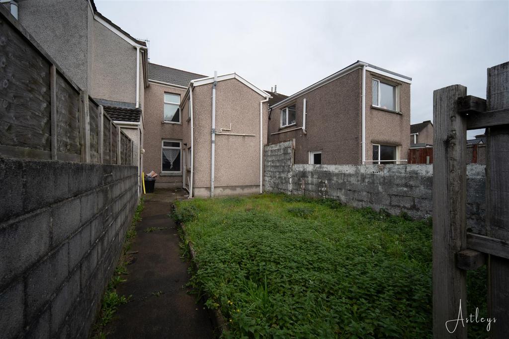 Rear garden