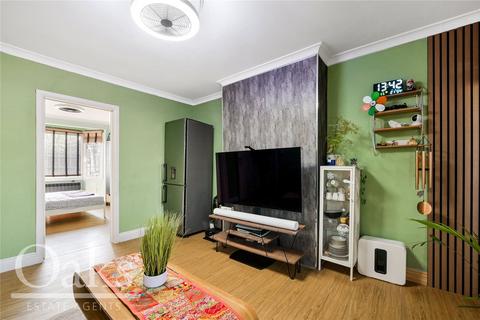 3 bedroom maisonette for sale, Rialto Road, Mitcham