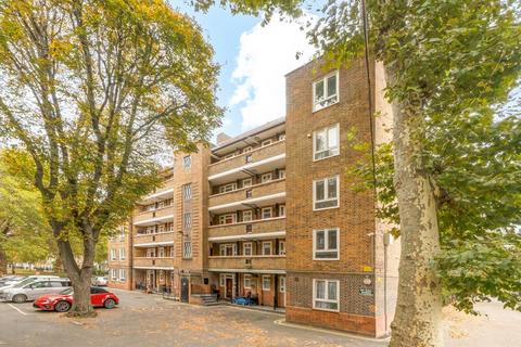 2 bedroom flat to rent, Warburton Street, London E8