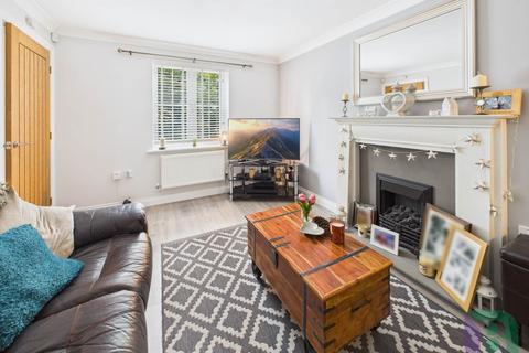 4 bedroom end of terrace house for sale, Newport Road, Milton Keynes MK17