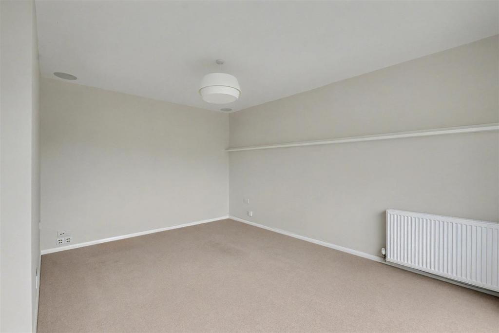 Lounge 1.jpeg