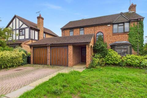 Primrose Crescent, St Peters, Worcester, WR5