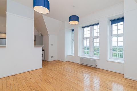 3 bedroom apartment to rent, Parklands Oval, Crookston, Glasgow