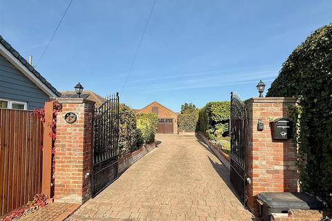undefined, Yarmouth Road, Caister-On-Sea