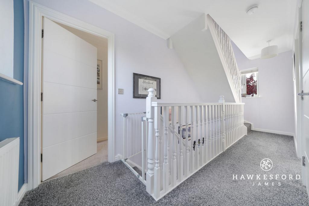 Honesty Close, Sittingbourne - First floor landing