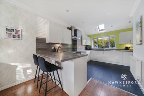 4 bedroom detached house for sale, Honesty Close, Sittingbourne ME10