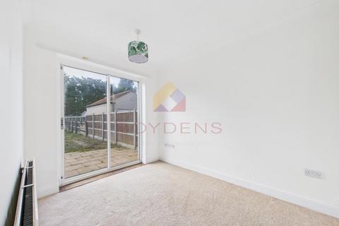 3 bedroom detached house for sale, York Road, Holland-on-Sea CO15