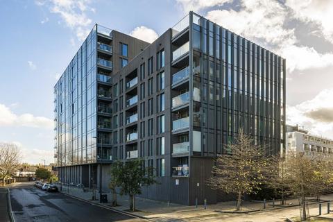 1 bedroom flat for sale, Chambers Street, London SE16