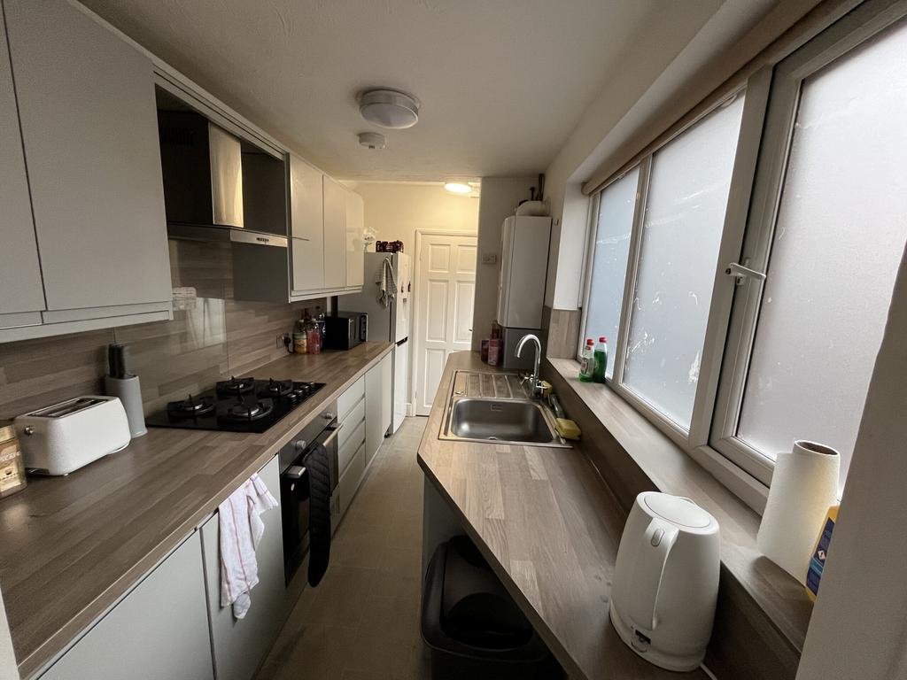 8 Rosemary Lane - Kitchen.jpg