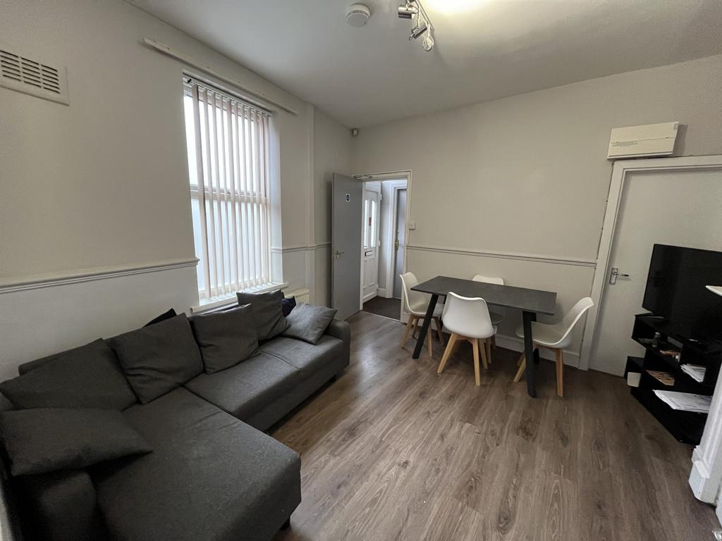 8 Rosemary Lane - Living Room.jpg