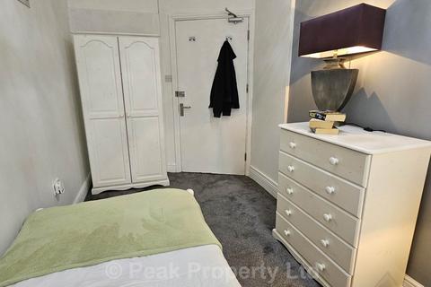 1 bedroom in a house share to rent, St. Vincents Road, Westcliff On Sea SS0
