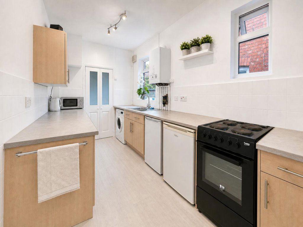 House in Leicester, Clarendon Park - View 4
