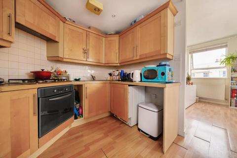 1 bedroom flat for sale, Belgrave Gardens,  St Johns Wood,  NW8