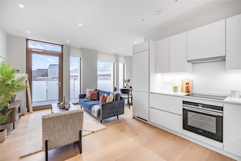 Kitchen/Reception