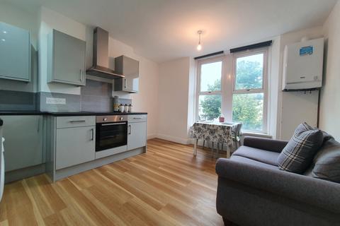 1 bedroom flat to rent, Newport Road, Roath, Cardiff, CF24