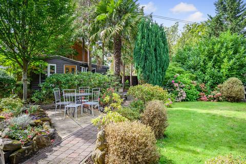 undefined, Bills Lane, Shirley, Solihull B90 2PJ