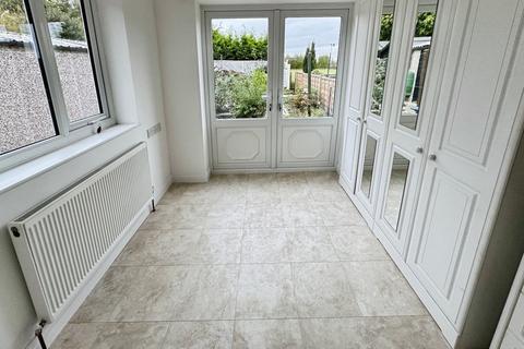 2 bedroom bungalow for sale, Lea Way, York YO32