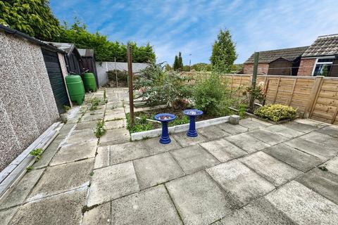 2 bedroom bungalow for sale, Lea Way, York YO32