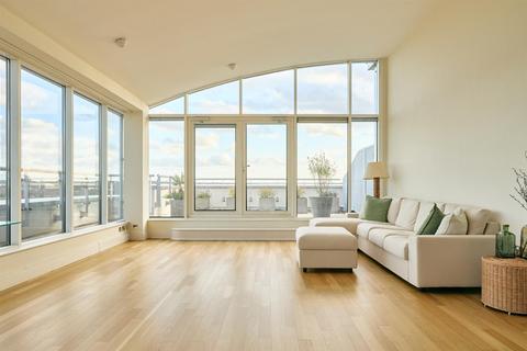 2 bedroom apartment to rent, Mortlake High Street, Mortlake, SW14