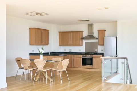 2 bedroom apartment to rent, Mortlake High Street, Mortlake, SW14