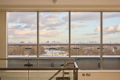 2 bedroom apartment to rent, Mortlake High Street, Mortlake, SW14