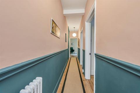 2 bedroom maisonette for sale, Avondale Road, Mortlake, London, SW14