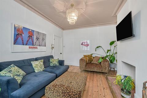 2 bedroom maisonette for sale, Avondale Road, Mortlake, London, SW14