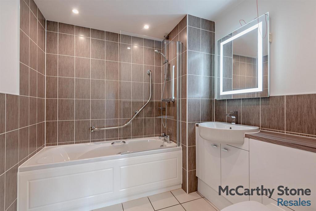 8660921-interior11-800.jpg