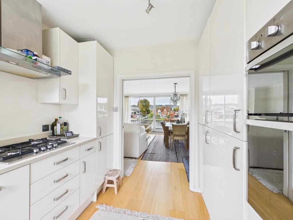 Kitchen 3