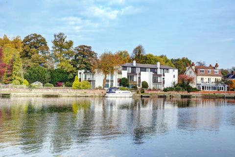 undefined, Marlow SL7
