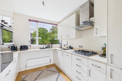 2 bedroom apartment to rent, Marlow SL7