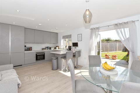 3 bedroom semi-detached house for sale, Sapphire Park, Maidstone ME17
