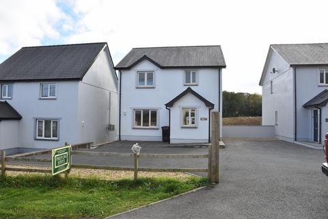 4 bedroom detached house to rent, Bod Hyfryd, Waungilwen