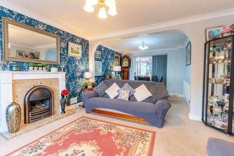 undefined, Chapel Grove, Llanvihangel Crucorney, Abergavenny, NP7