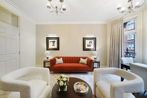 3 bedroom apartment to rent, Clarence Gate Gardens Glentworth Street, Marylebone, London, NW1